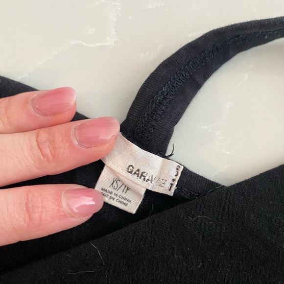 Mesh detailed black tank - Picture 3 of 3